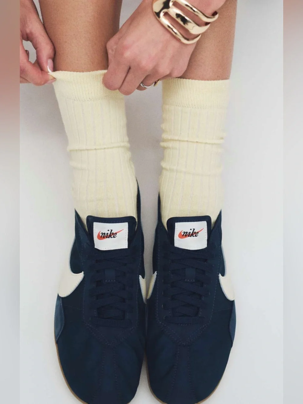 Nike Women Moon Sneaker OG Midnight NAVY LowTop Sneaker Size 8.5 W / 7.0 Men NWB